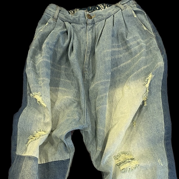 Low-slung, slouchy with Zip fly, button close, back elastic band, handdistressed - Picture 7 of 10